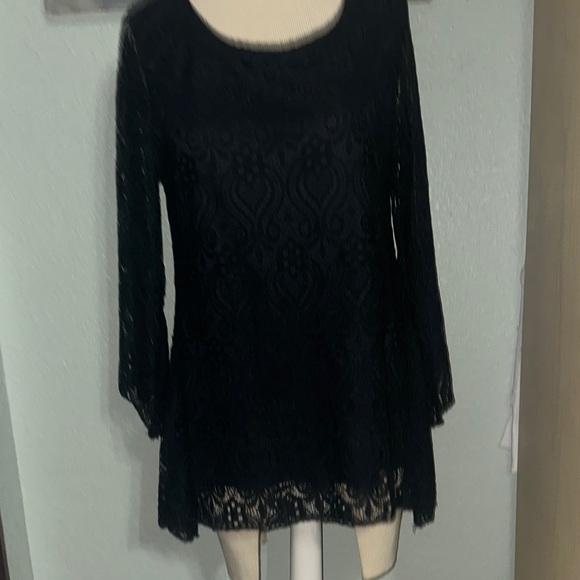 Elegant navy blue Lace Women's Top - Picture 2 of 12